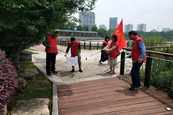 cf83cfd3ce2e4a2ea701064e454f909f.Png
