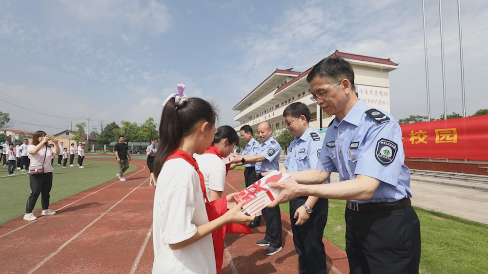d895c875fb7348eba00db9af9850629b.Png